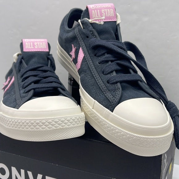 Converse WMNS Sneakers A12474C
STAR PLAYER 76 OX
SHADOW WOODS/EGRET/TONGUE TIED - Picture 5 of 16